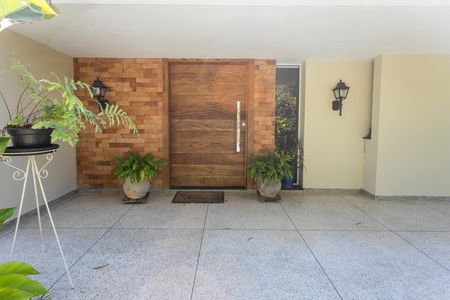 Casa à venda com 500m², 3 quartos e 3 vagasEntrada