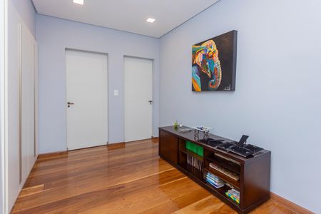 Casa à venda com 500m², 3 quartos e 3 vagasCorredor 