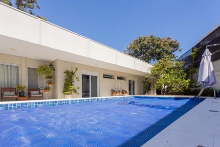 Casa à venda com 500m², 3 quartos e 3 vagasPiscina