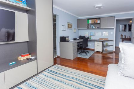 Casa à venda com 500m², 3 quartos e 3 vagasEscritório