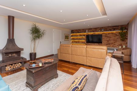 Casa à venda com 500m², 3 quartos e 3 vagasSala