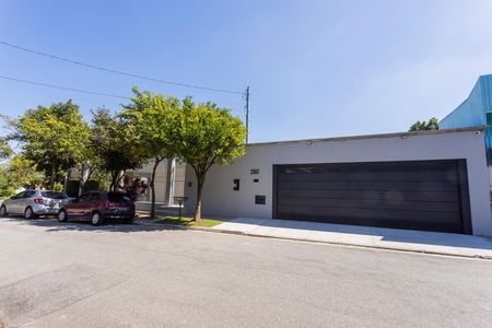Casa à venda com 500m², 3 quartos e 3 vagasFachada