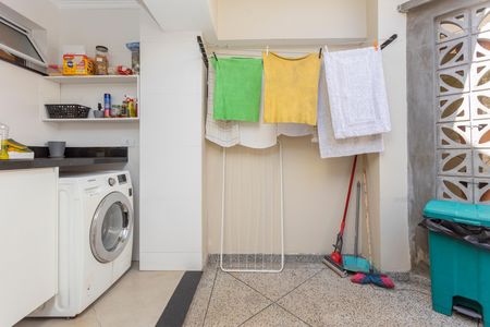 Casa à venda com 500m², 3 quartos e 3 vagasLavanderia