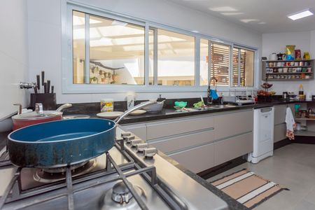 Casa à venda com 500m², 3 quartos e 3 vagasCozinha