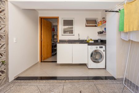 Casa à venda com 500m², 3 quartos e 3 vagasLavanderia