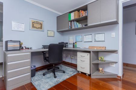 Casa à venda com 500m², 3 quartos e 3 vagasEscritório