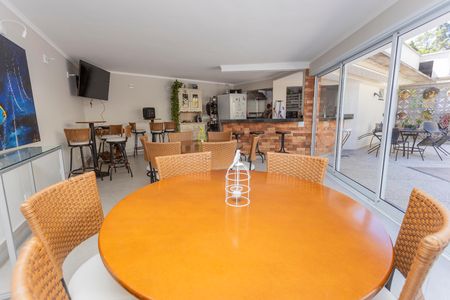 Casa à venda com 500m², 3 quartos e 3 vagasEspaço Lazer