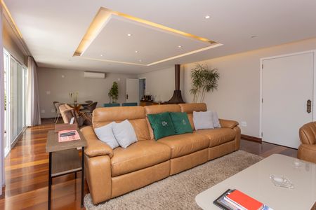 Casa à venda com 500m², 3 quartos e 3 vagasSala