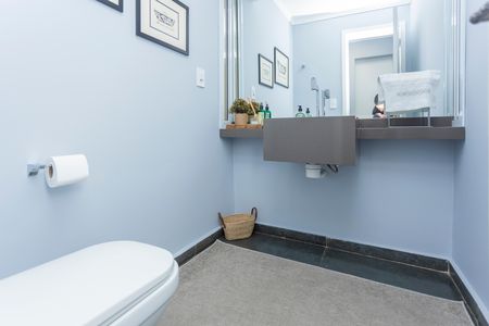 Casa à venda com 500m², 3 quartos e 3 vagasLavabo