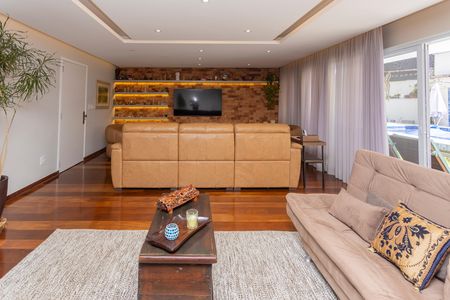 Casa à venda com 500m², 3 quartos e 3 vagasSala