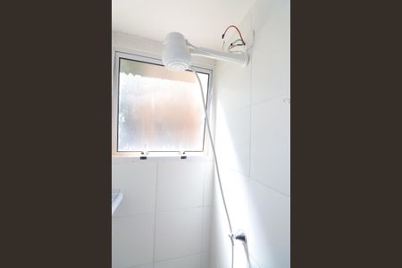 Banheiro  de apartamento para alugar com 2 quartos, 38m² em Jardim Recanto Verde, São Paulo