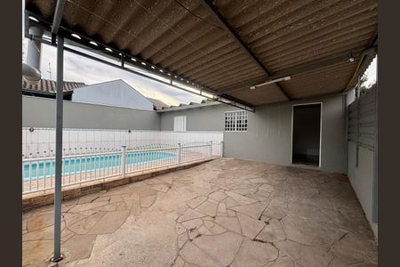 Casa para alugar com 400m², 2 quartos e 3 vagas