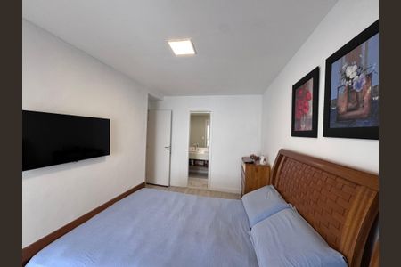 Apartamento à venda com 71m², 2 quartos e 1 vaga Apartamento à venda com 71m², 2 quartos e 1 vagaSuíte