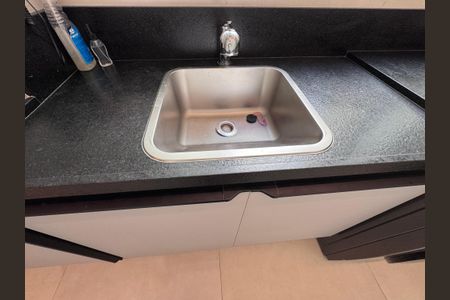 Apartamento à venda com 71m², 2 quartos e 1 vaga Apartamento à venda com 71m², 2 quartos e 1 vagaCozinha e Área de Serviço