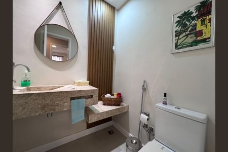 Apartamento à venda com 71m², 2 quartos e 1 vaga Apartamento à venda com 71m², 2 quartos e 1 vagaLavabo