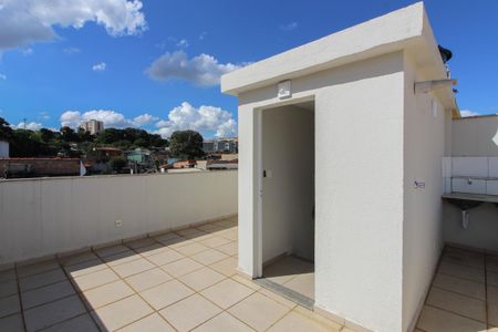 Casa à venda com 124m², 2 quartos e 1 vagaTerraço