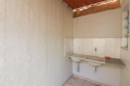 Casa à venda com 124m², 2 quartos e 1 vagaÁrea de Serviço