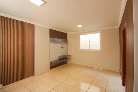 Sala de casa à venda com 2 quartos, 124m² em São Geraldo, Belo Horizonte