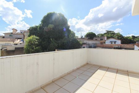 Casa à venda com 124m², 2 quartos e 1 vagaTerraço