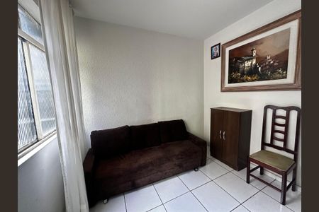 Sala de apartamento à venda com 3 quartos, 70m² em Alto Barroca, Belo Horizonte