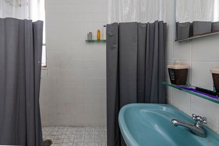 Casa à venda com 225m², 4 quartos e 3 vagasBanheiro