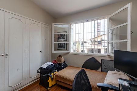 Casa à venda com 225m², 4 quartos e 3 vagasQuarto 2