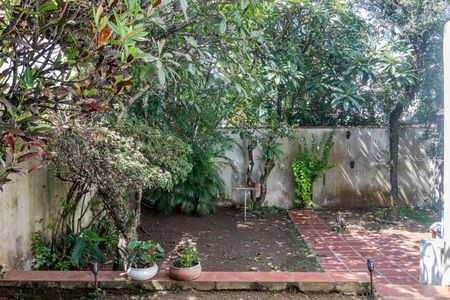 Casa à venda com 225m², 4 quartos e 3 vagasQuintal