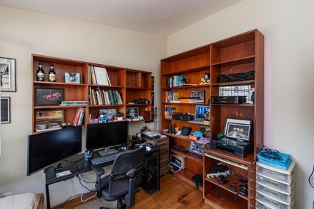 Casa à venda com 225m², 4 quartos e 3 vagasQuarto 2