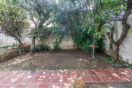 Casa à venda com 225m², 4 quartos e 3 vagasQuintal