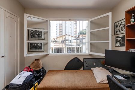Casa à venda com 225m², 4 quartos e 3 vagasQuarto 2