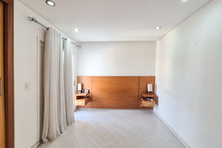 Casa à venda com 232m², 3 quartos e 3 vagas Casa à venda com 232m², 3 quartos e 3 vagasSuíte