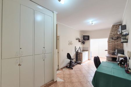 Casa à venda com 232m², 3 quartos e 3 vagas Casa à venda com 232m², 3 quartos e 3 vagasÁrea gourmet
