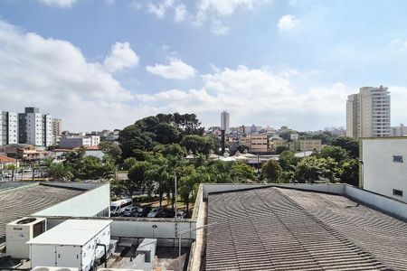 Casa à venda com 232m², 3 quartos e 3 vagas Casa à venda com 232m², 3 quartos e 3 vagasVaranda Quarto 1
