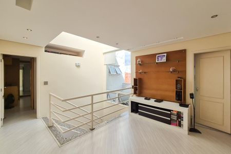 Casa à venda com 232m², 3 quartos e 3 vagas Casa à venda com 232m², 3 quartos e 3 vagassala 2