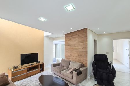 Casa à venda com 232m², 3 quartos e 3 vagas Casa à venda com 232m², 3 quartos e 3 vagasSala