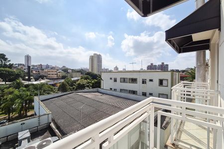 Casa à venda com 232m², 3 quartos e 3 vagas Casa à venda com 232m², 3 quartos e 3 vagasvaranda Quarto 2