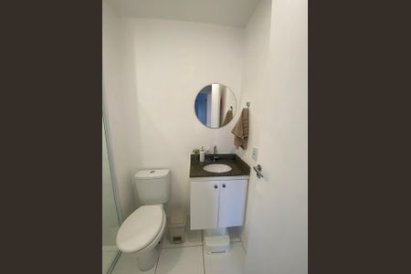 Banheiro de apartamento à venda com 2 quartos, 48m² em Padroeira, Osasco