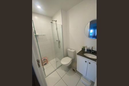 Banheiro de apartamento à venda com 2 quartos, 48m² em Padroeira, Osasco