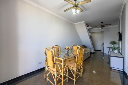 Sala de apartamento para alugar com 3 quartos, 182m² em Guilhermina, Praia Grande