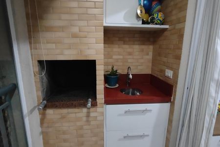 Apartamento à venda com 83m², 3 quartos e 2 vagasVaranda