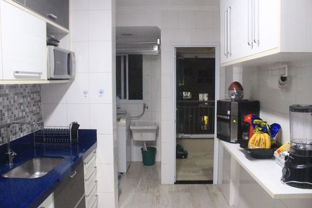 Apartamento à venda com 83m², 3 quartos e 2 vagasCozinha