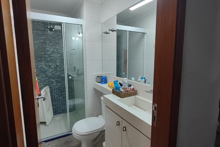 Apartamento à venda com 83m², 3 quartos e 2 vagasBanheiro social