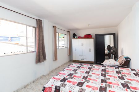Casa à venda com 150m², 2 quartos e 2 vagas Casa à venda com 150m², 2 quartos e 2 vagasQuarto 2