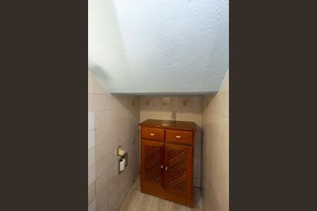 Casa à venda com 150m², 2 quartos e 2 vagas Casa à venda com 150m², 2 quartos e 2 vagasLavabo