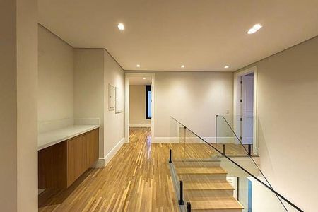 Casa à venda com 4 quartos, 640m² em Alphaville, Santana de Parnaíba