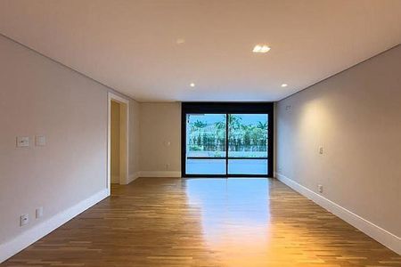 Casa à venda com 4 quartos, 640m² em Alphaville, Santana de Parnaíba