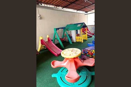 Apartamento à venda com 75m², 3 quartos e 1 vaga