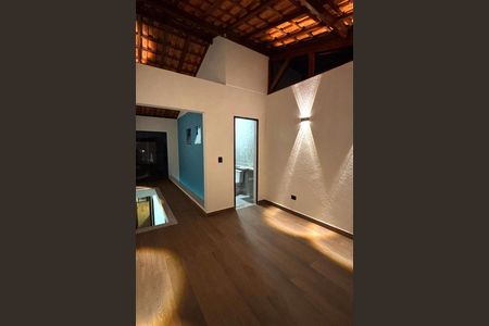 Casa à venda com 3 quartos, 140m² em Vila Santana, São Paulo