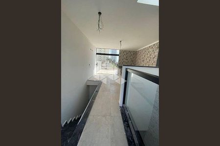 Casa à venda com 180m², 3 quartos e 3 vagas