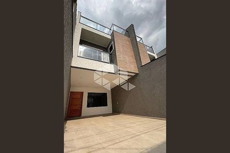 Casa à venda com 180m², 3 quartos e 3 vagas